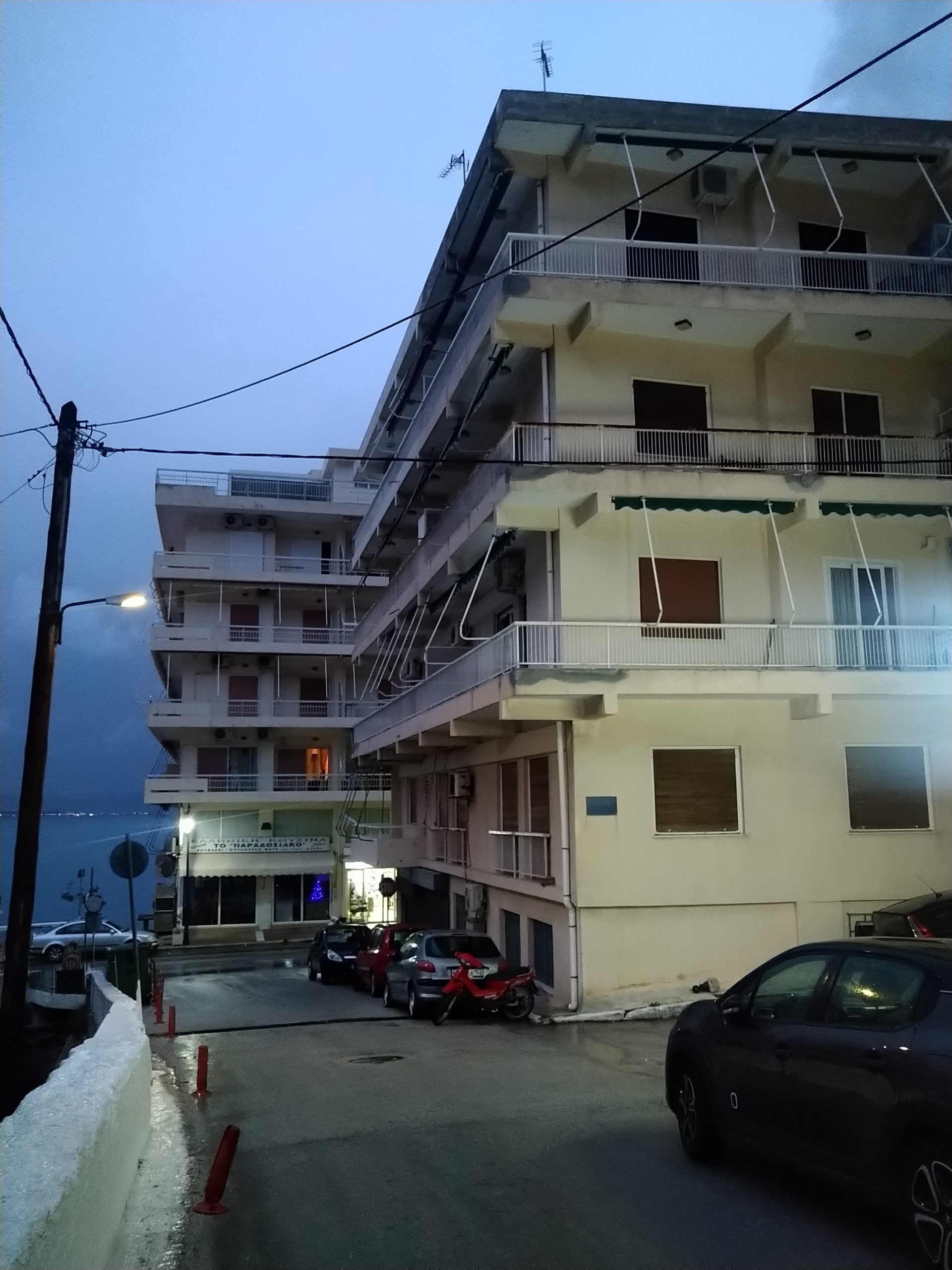 Loutraki SPA Apartment balkony