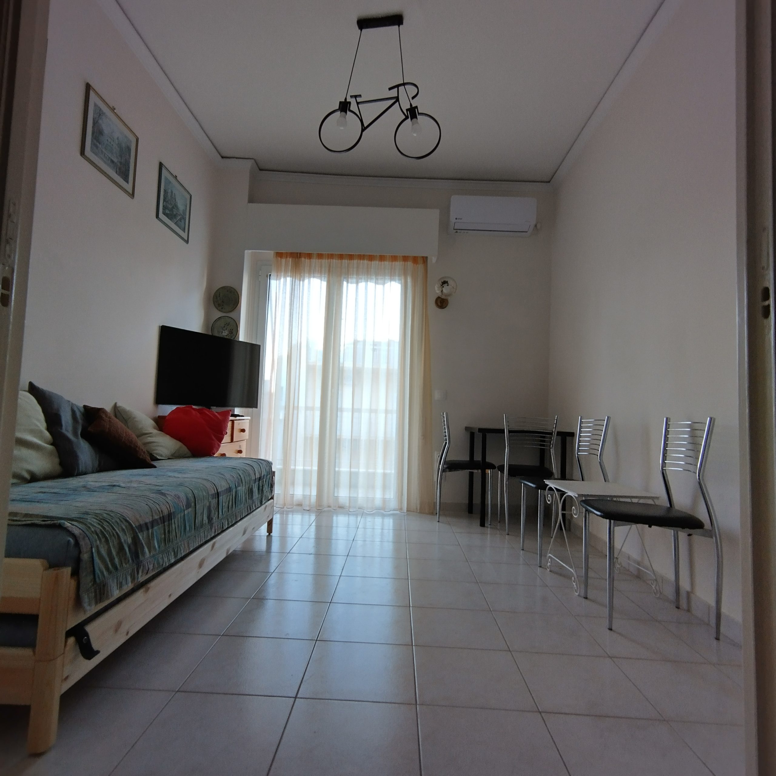 Loutraki SPA Apartment living/bed room